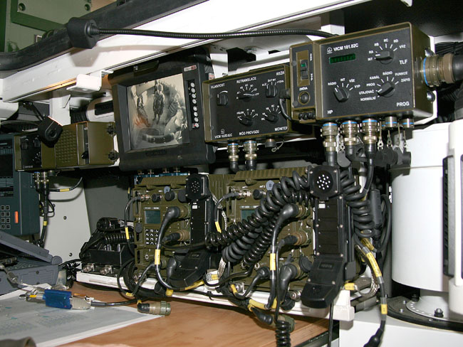 RF2050 - EPM mobile transceiver set Tactical communication, Military, Defence, Naval, Air Force